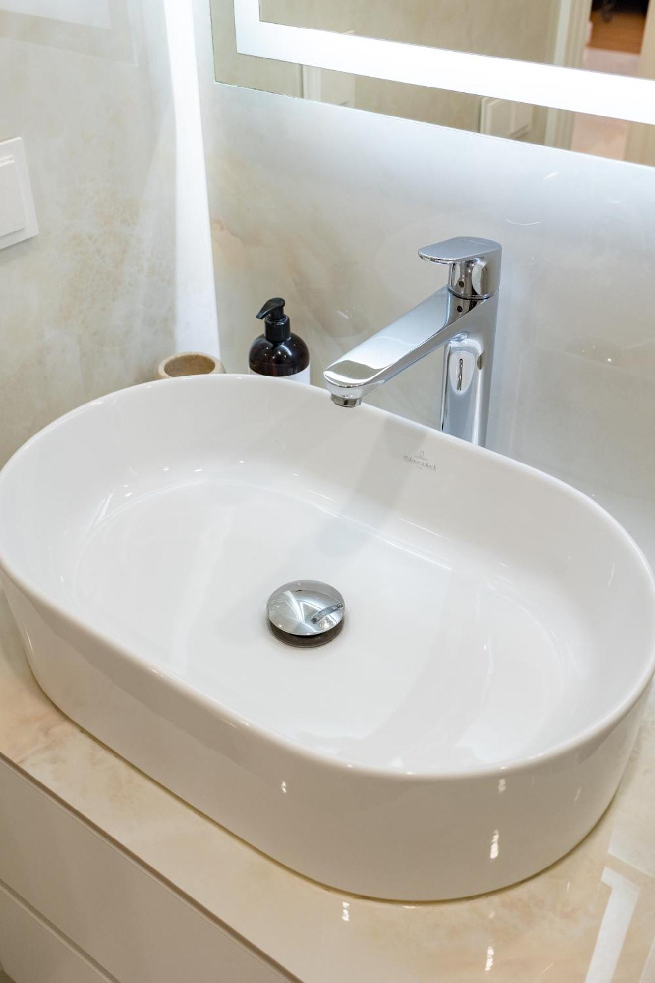Luxury Central Apartment In Putvinskio Street Kaunas Esterno foto